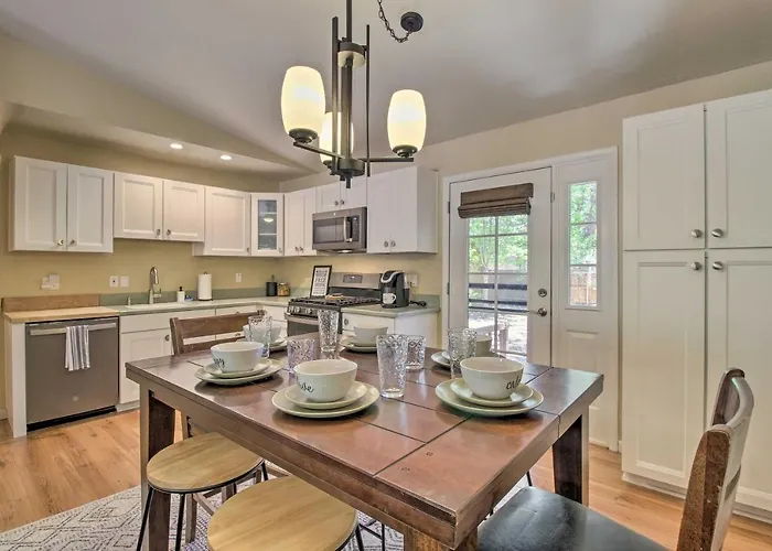 Holiday home Cozy Forest Retreat! Pet-friendly Pinetop