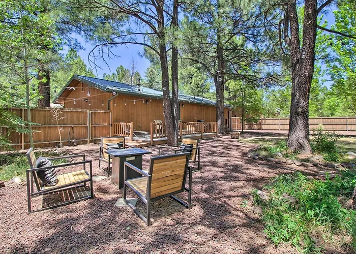Holiday home Cozy Forest Retreat! Pet-friendly Pinetop