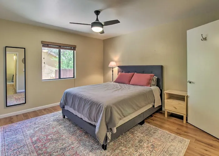 Cozy Forest Retreat! Pet-friendly Pinetop Indian Pine