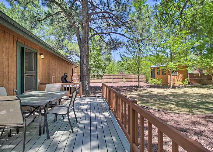 Cozy Forest Retreat! Pet-friendly Pinetop Holiday home